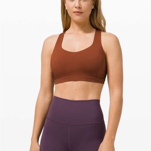 NWOT Lululemon Free to Be Serene Bra Size 6